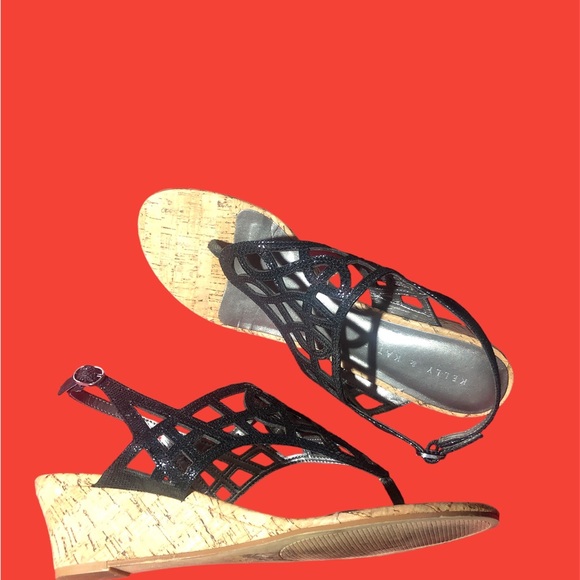 Kelly & Katie Analissa wedge sandals in black. - Picture 3 of 5